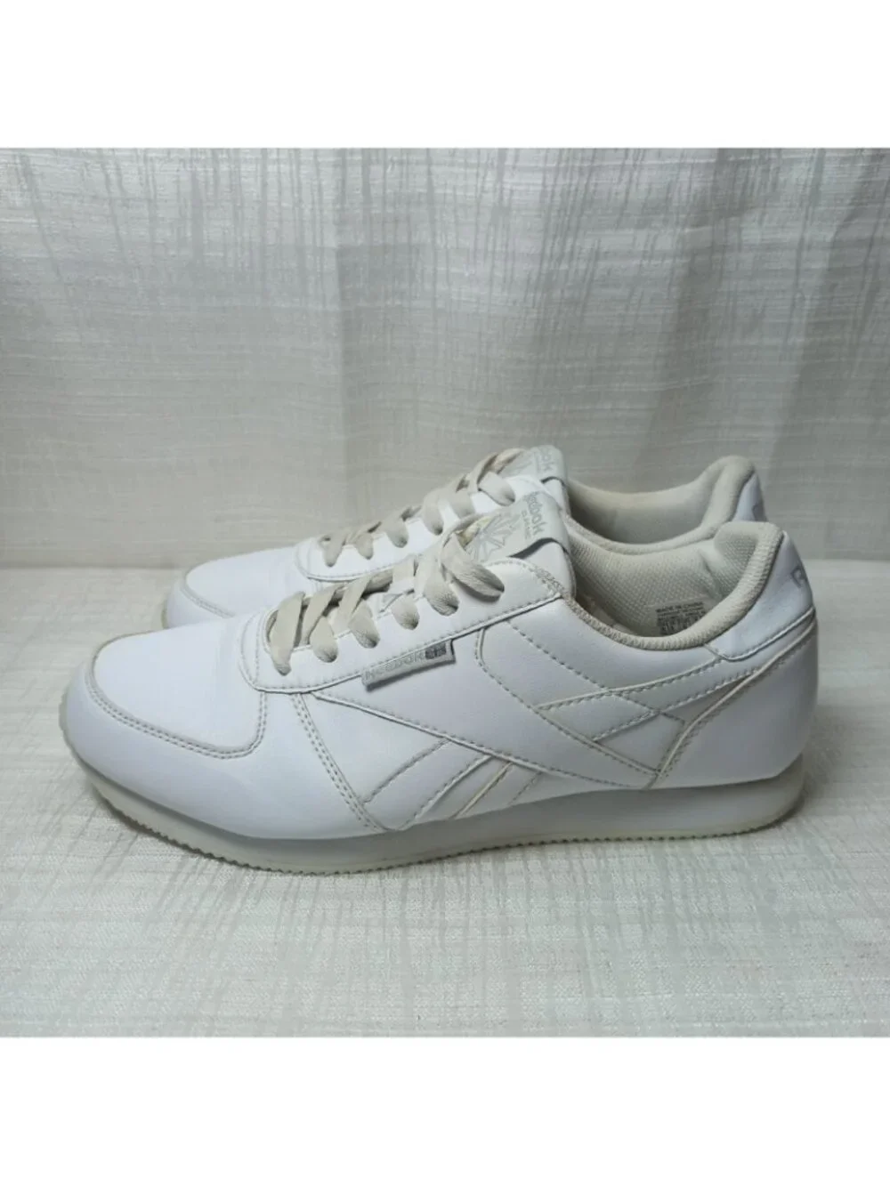 REEBOK Classic Leather White Sneakers Mens 10 XWIDE 4E J98771 Extra Wide Walking